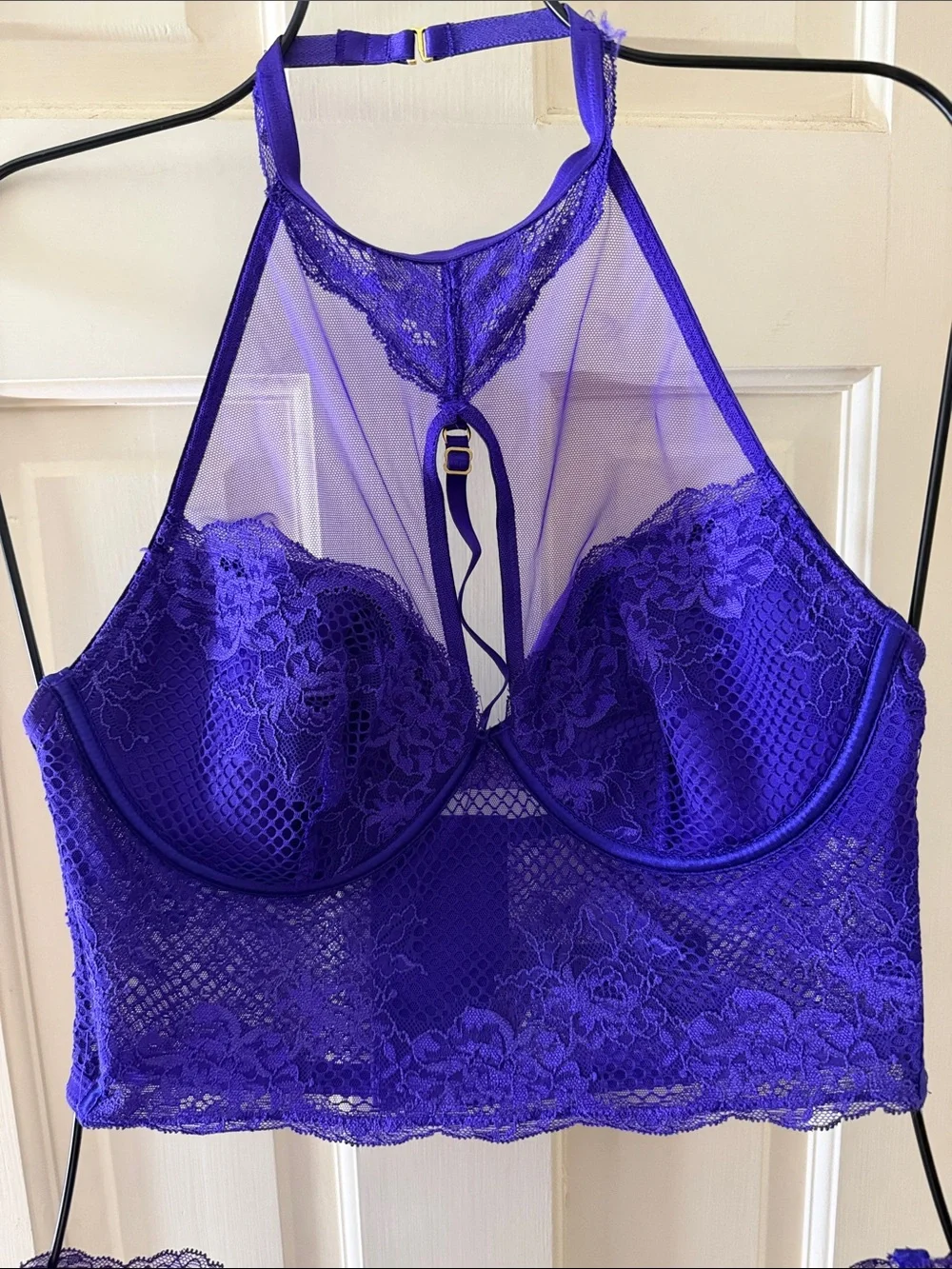 Victoria's Secret Electric Purple Lace Longline Bralette with Thong & Garter Set - Picture 4 of 16
